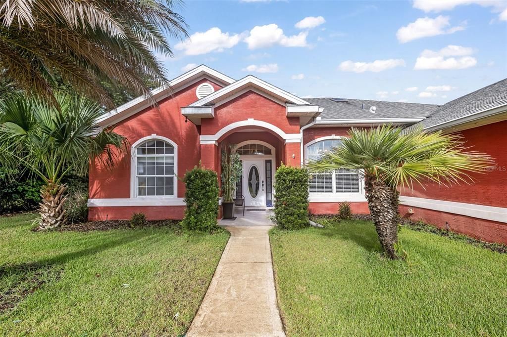 For Sale: $479,900 (3 beds, 2 baths, 1736 Square Feet)
