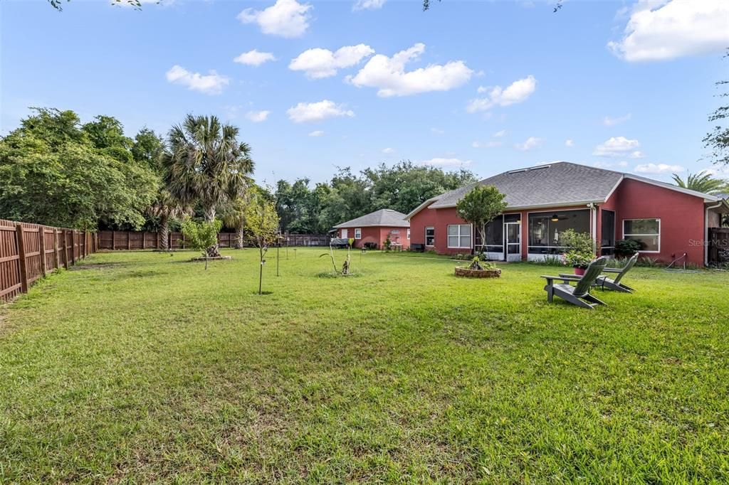 For Sale: $479,900 (3 beds, 2 baths, 1736 Square Feet)