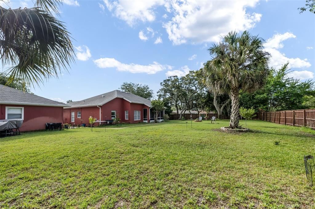 For Sale: $479,900 (3 beds, 2 baths, 1736 Square Feet)