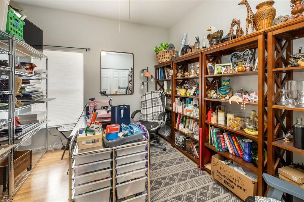 For Sale: $479,900 (3 beds, 2 baths, 1736 Square Feet)