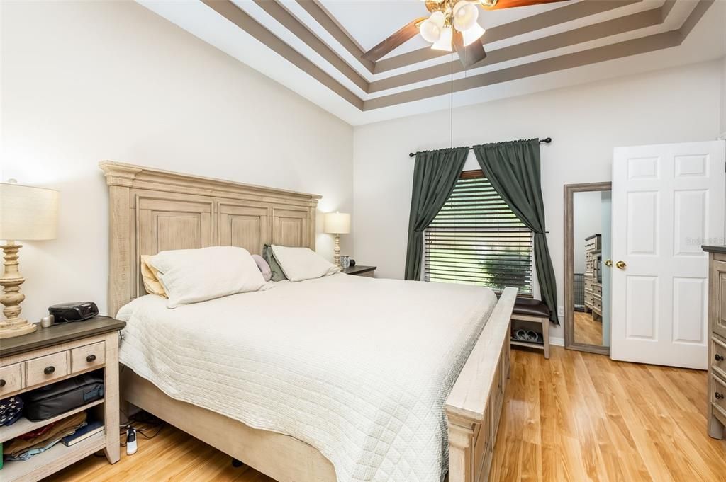 For Sale: $479,900 (3 beds, 2 baths, 1736 Square Feet)