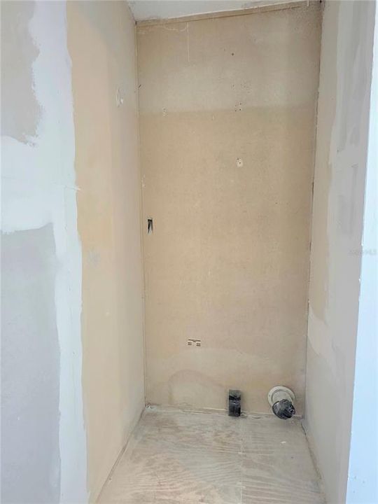 For Sale: $179,500 (4 beds, 2 baths, 1216 Square Feet)