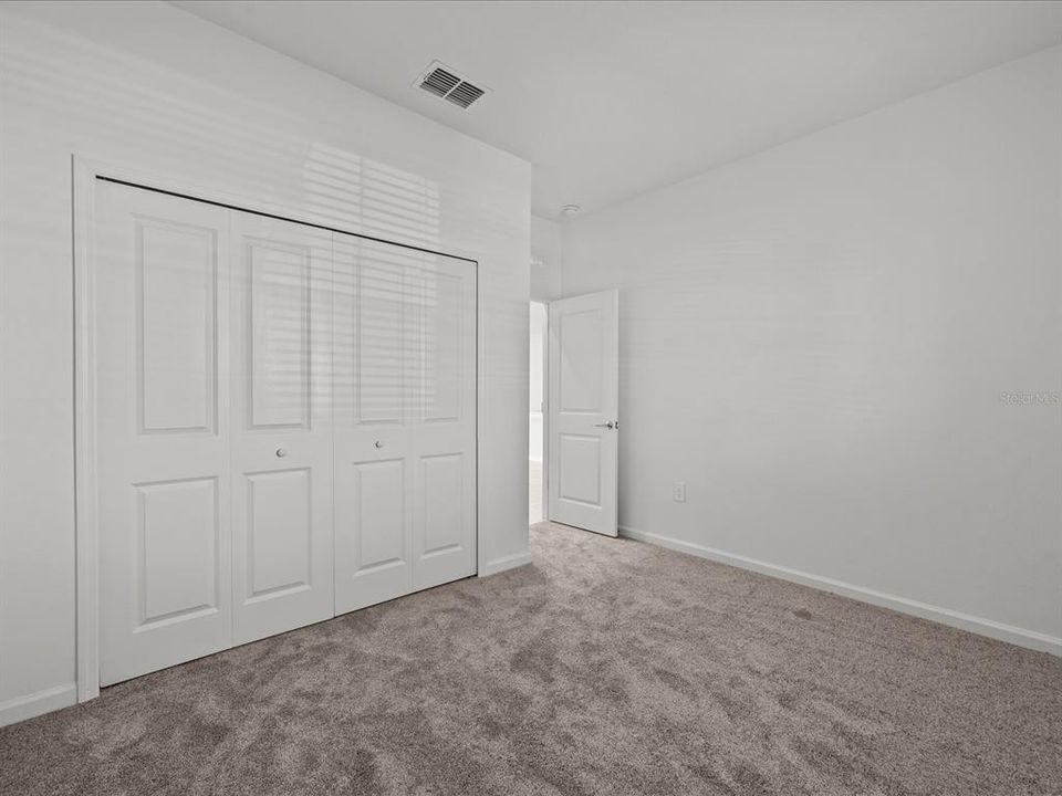 For Rent: $3,000 (5 beds, 3 baths, 2524 Square Feet)