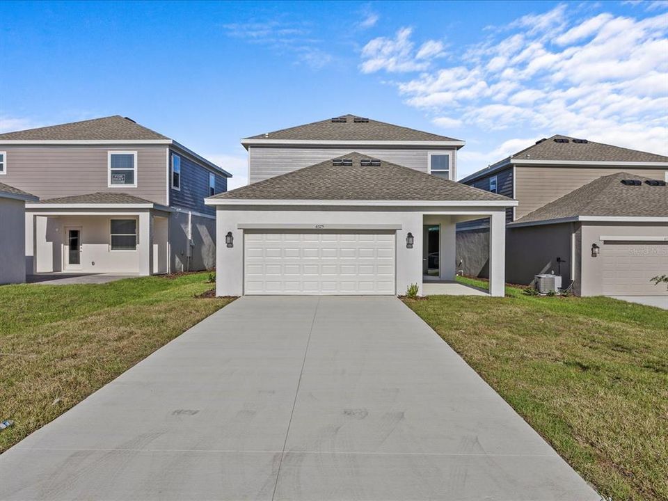 For Rent: $3,000 (5 beds, 3 baths, 2524 Square Feet)