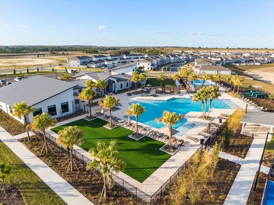 For Rent: $3,000 (5 beds, 3 baths, 2524 Square Feet)