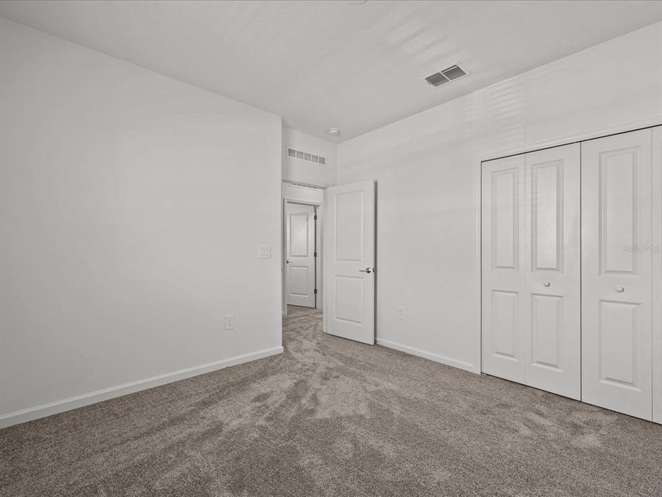 For Rent: $3,000 (5 beds, 3 baths, 2524 Square Feet)