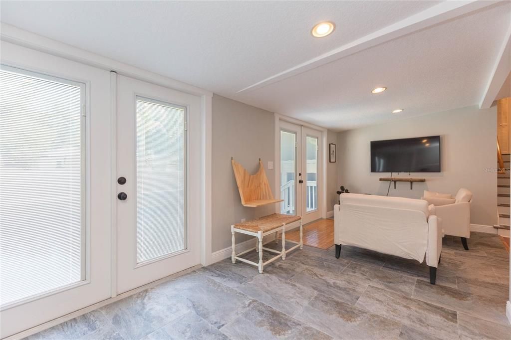 For Sale: $875,000 (4 beds, 3 baths, 1793 Square Feet)