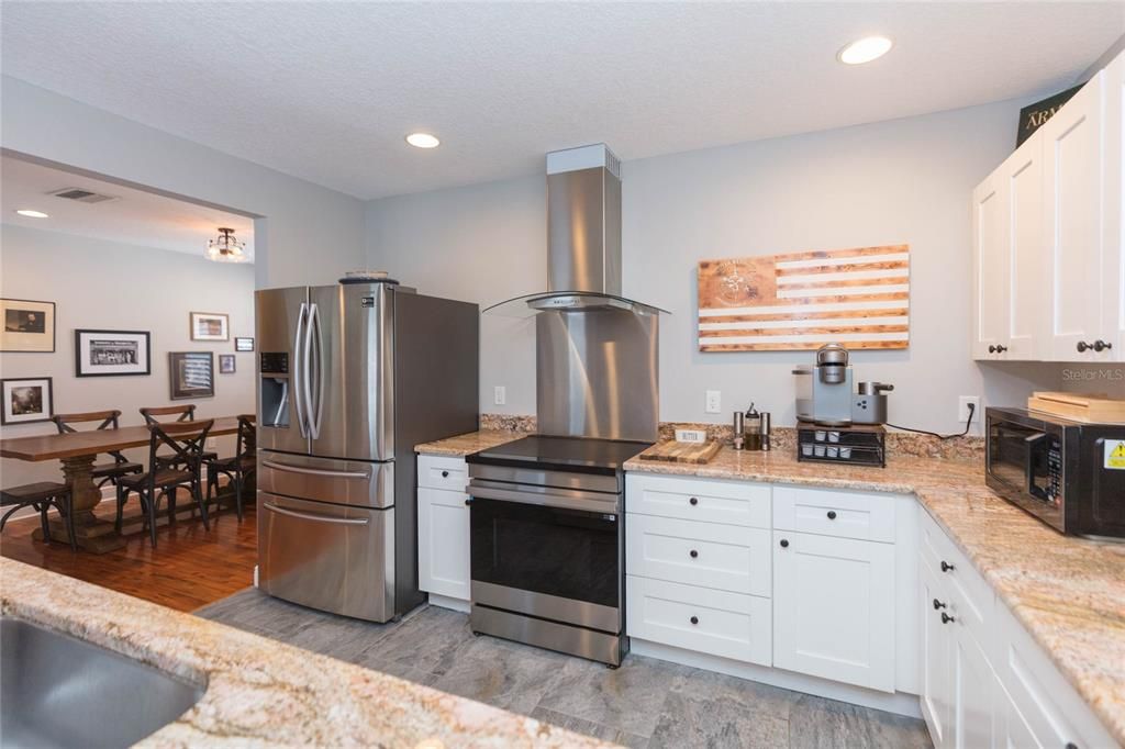 For Sale: $875,000 (4 beds, 3 baths, 1793 Square Feet)