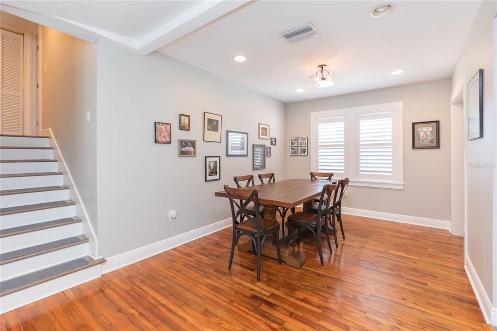 For Sale: $875,000 (4 beds, 3 baths, 1793 Square Feet)