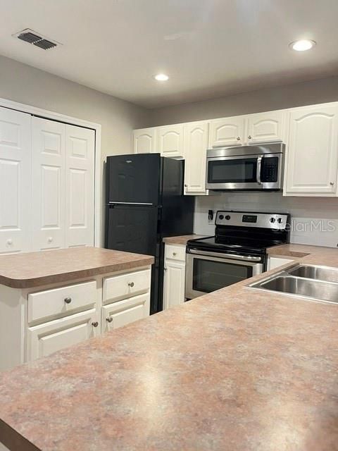 For Rent: $1,595 (2 beds, 2 baths, 1034 Square Feet)