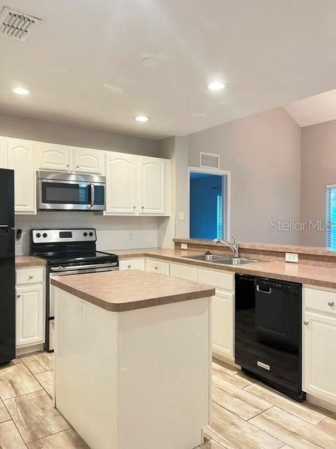 For Rent: $1,595 (2 beds, 2 baths, 1034 Square Feet)