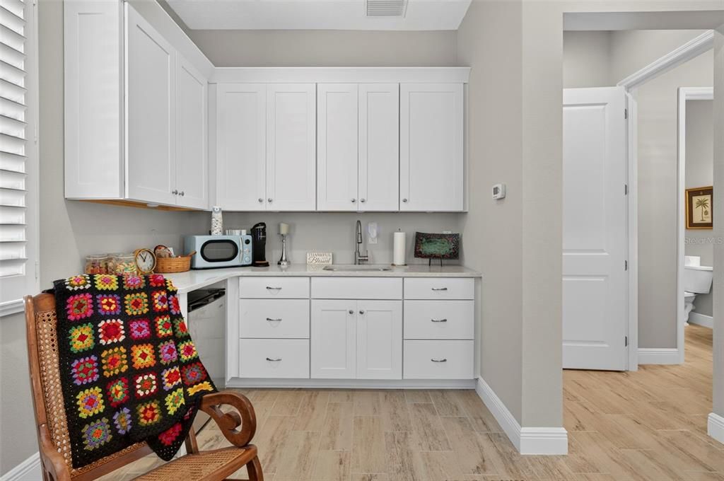 For Sale: $625,000 (3 beds, 2 baths, 2755 Square Feet)