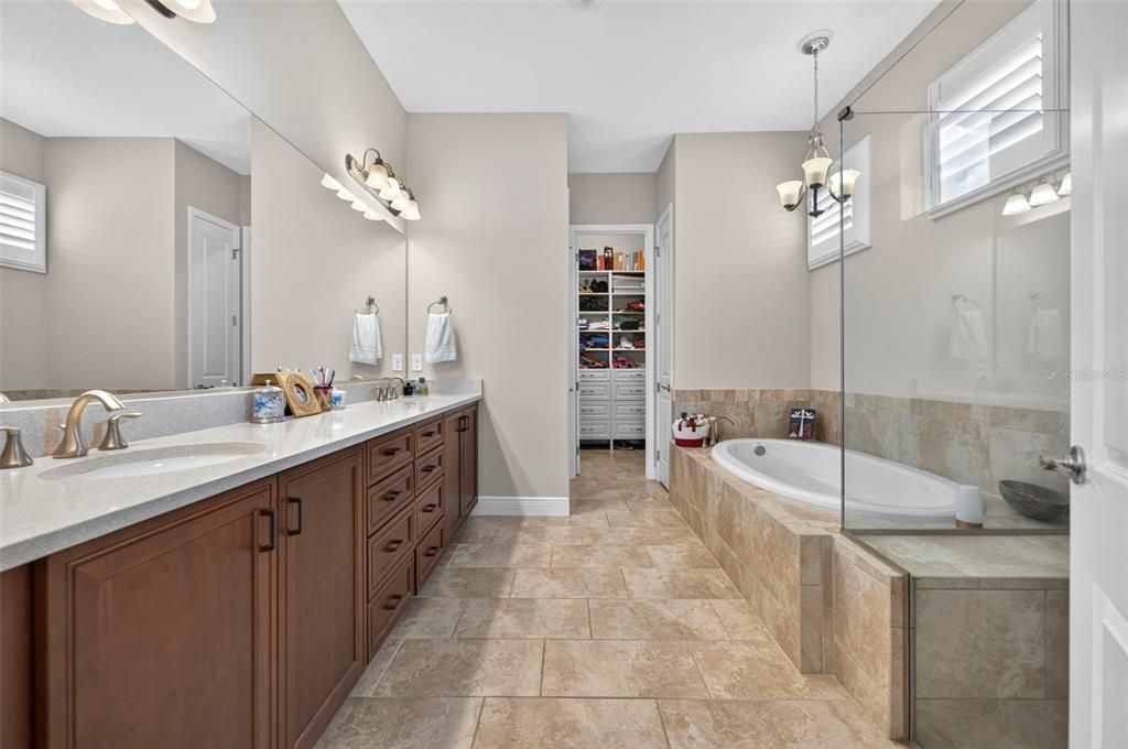 For Sale: $625,000 (3 beds, 2 baths, 2755 Square Feet)