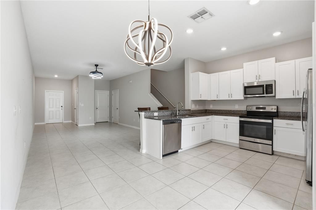 En Venta: $242,000 (3 camas, 2 baños, 1663 Pies cuadrados)