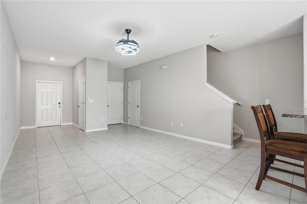 En Venta: $242,000 (3 camas, 2 baños, 1663 Pies cuadrados)