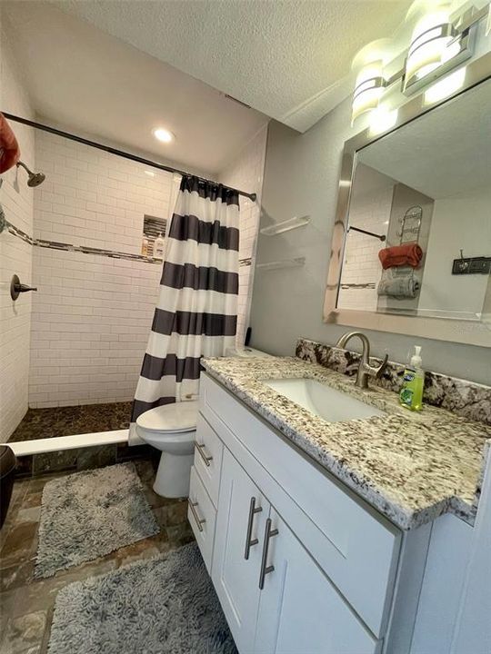For Rent: $2,900 (3 beds, 2 baths, 1700 Square Feet)
