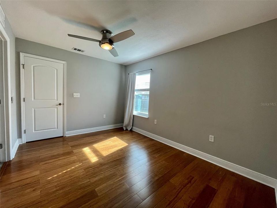 For Rent: $2,900 (3 beds, 2 baths, 1700 Square Feet)