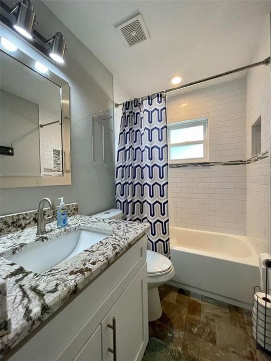 For Rent: $2,900 (3 beds, 2 baths, 1700 Square Feet)