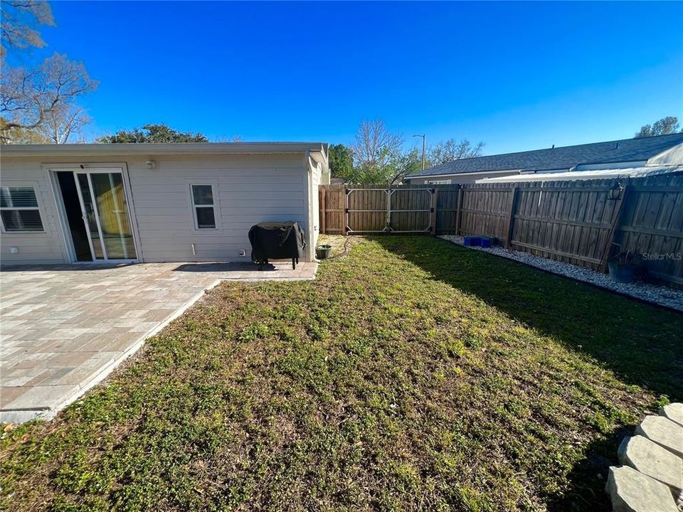 For Rent: $2,900 (3 beds, 2 baths, 1700 Square Feet)