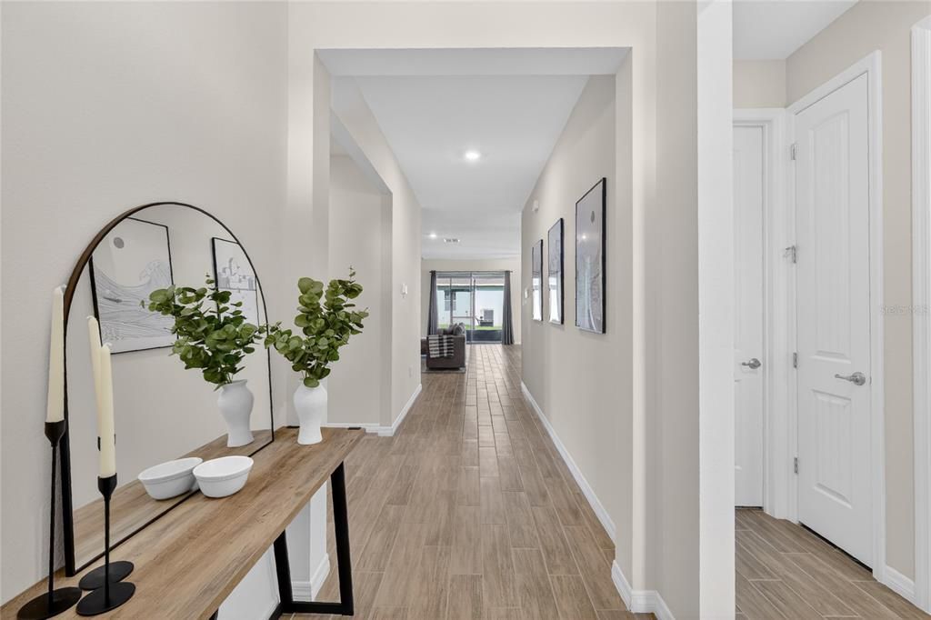 En Venta: $435,000 (4 camas, 2 baños, 2056 Pies cuadrados)