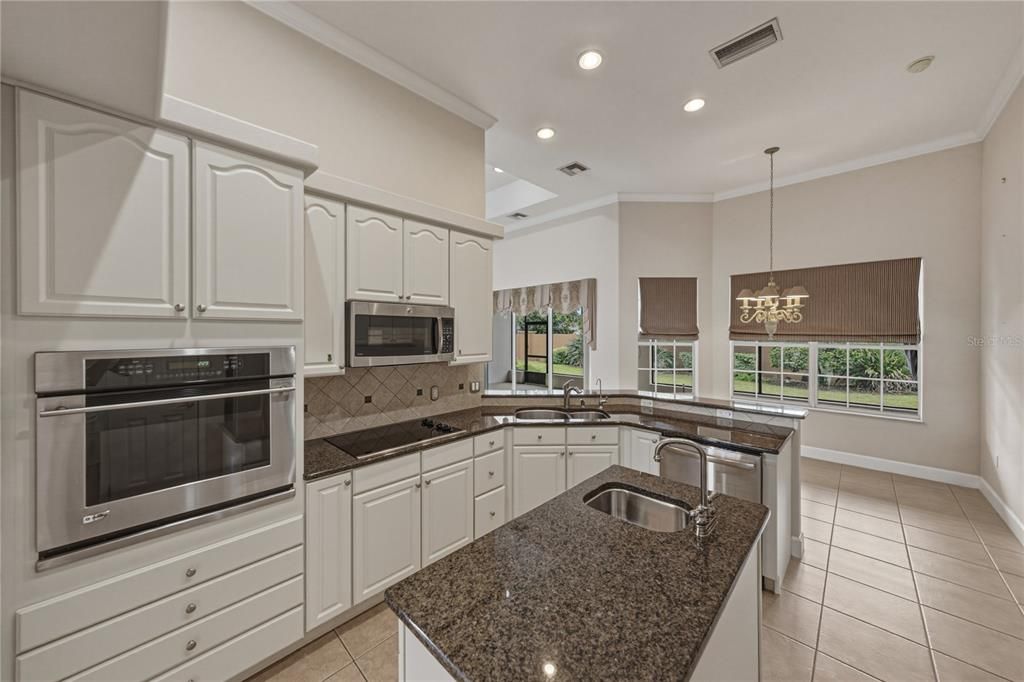 En Venta: $476,900 (3 camas, 2 baños, 2288 Pies cuadrados)