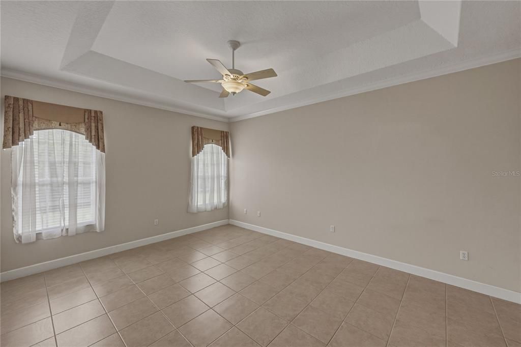 En Venta: $476,900 (3 camas, 2 baños, 2288 Pies cuadrados)