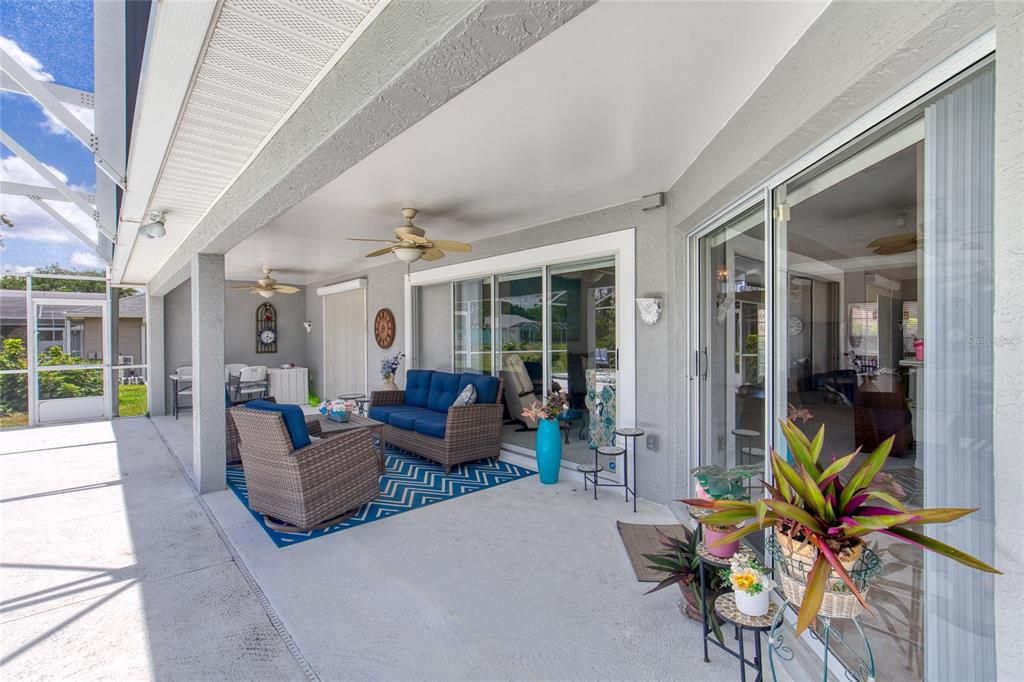 For Sale: $429,900 (3 beds, 2 baths, 1929 Square Feet)
