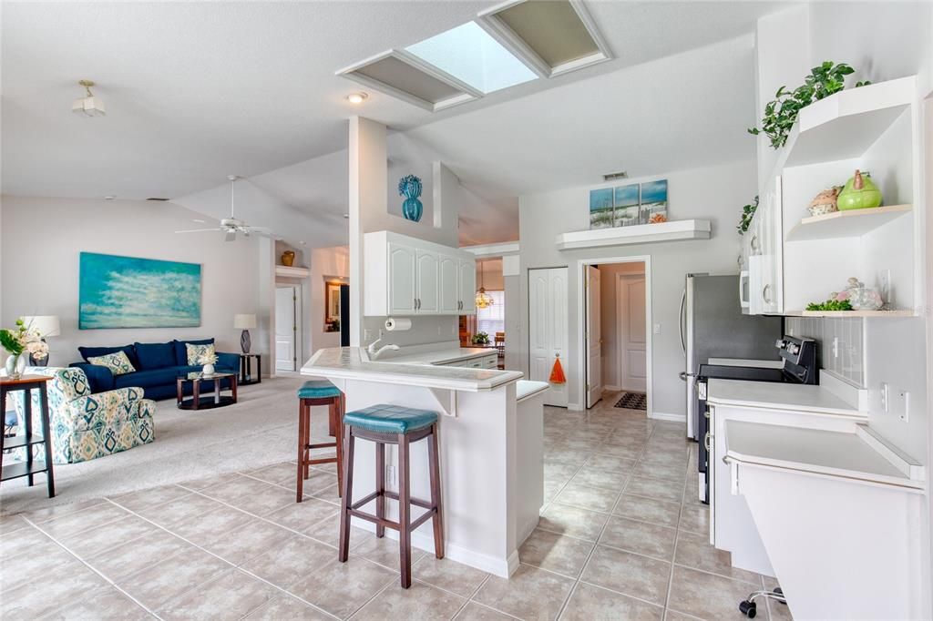 For Sale: $429,900 (3 beds, 2 baths, 1929 Square Feet)