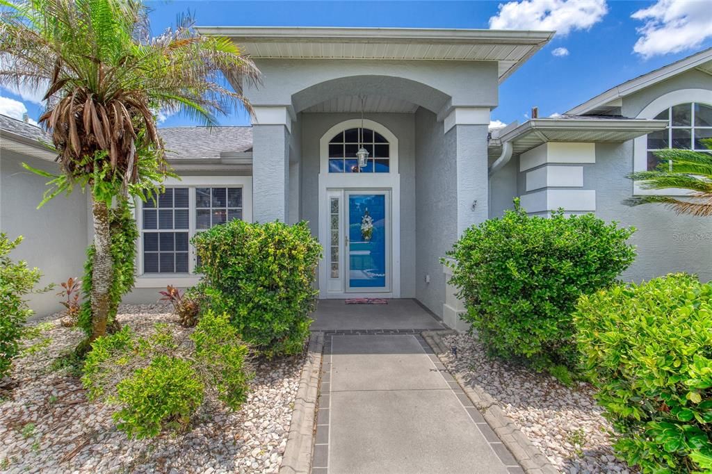 For Sale: $429,900 (3 beds, 2 baths, 1929 Square Feet)