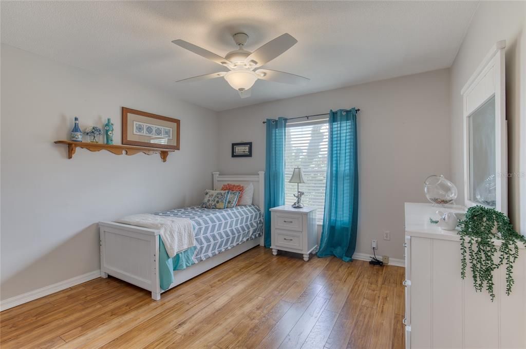 For Sale: $429,900 (3 beds, 2 baths, 1929 Square Feet)