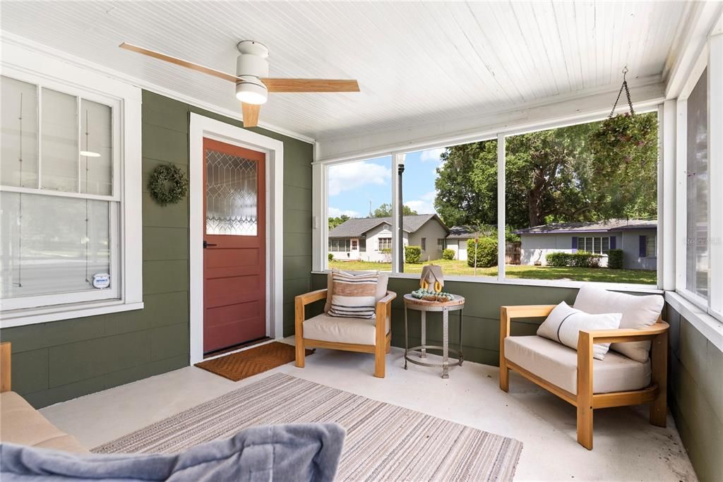 For Rent: $3,100 (2 beds, 2 baths, 1125 Square Feet)