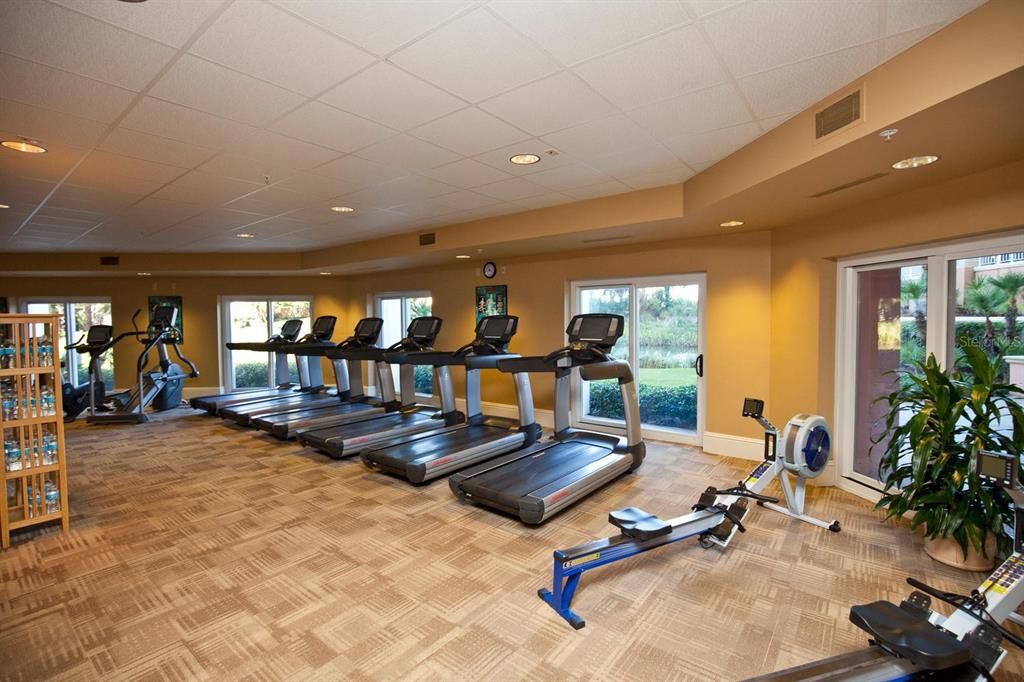 For Sale: $365,000 (1 beds, 1 baths, 678 Square Feet)