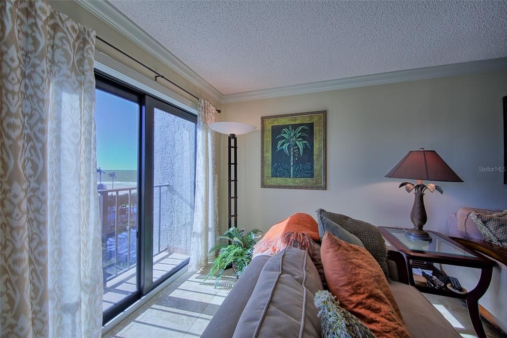 For Rent: $3,400 (2 beds, 2 baths, 1394 Square Feet)