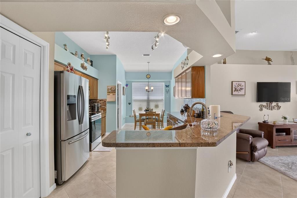 For Sale: $410,000 (4 beds, 2 baths, 2080 Square Feet)