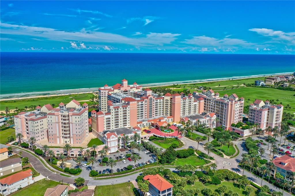 For Sale: $320,000 (1 beds, 1 baths, 678 Square Feet)