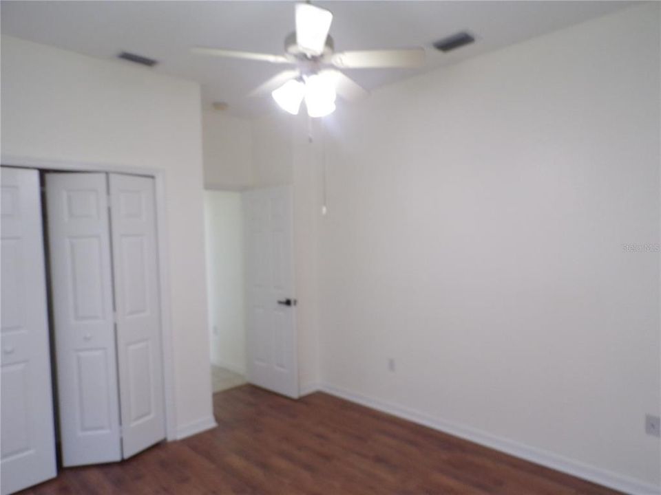 В аренду: $1,900 (3 спален, 2 ванн, 1615 Квадратных фут)
