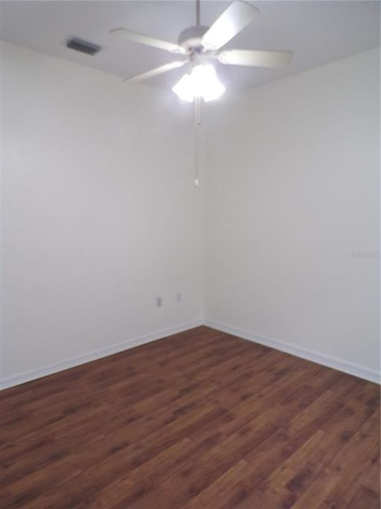 В аренду: $1,900 (3 спален, 2 ванн, 1615 Квадратных фут)