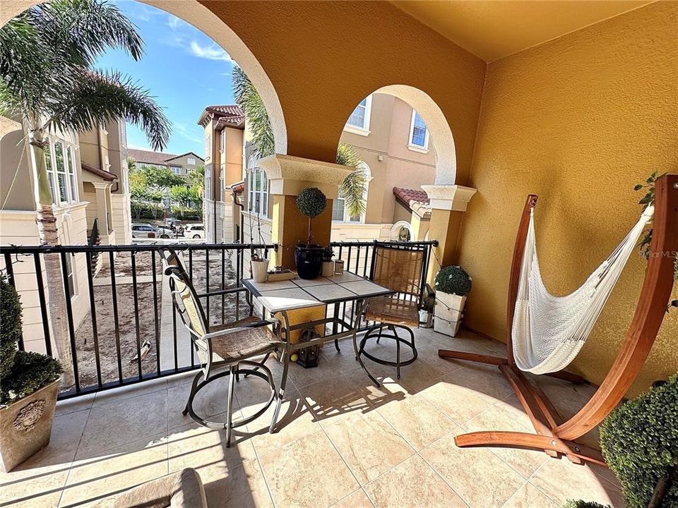 For Sale: $395,000 (4 beds, 3 baths, 2014 Square Feet)