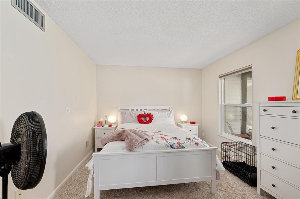 For Sale: $459,000 (4 beds, 2 baths, 2011 Square Feet)
