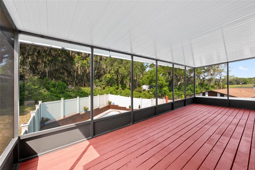 For Sale: $459,000 (4 beds, 2 baths, 2011 Square Feet)