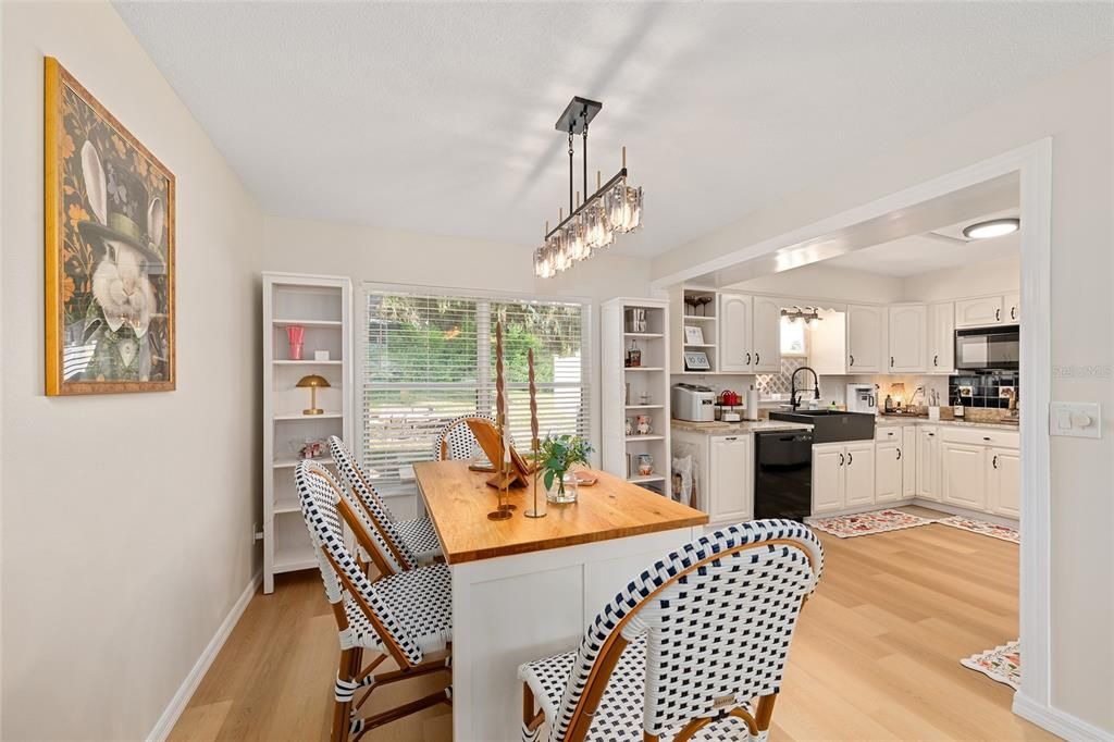 For Sale: $459,000 (4 beds, 2 baths, 2011 Square Feet)