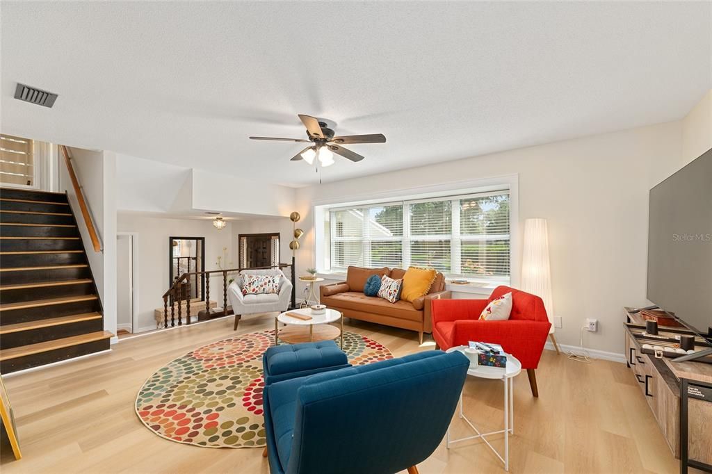 For Sale: $459,000 (4 beds, 2 baths, 2011 Square Feet)