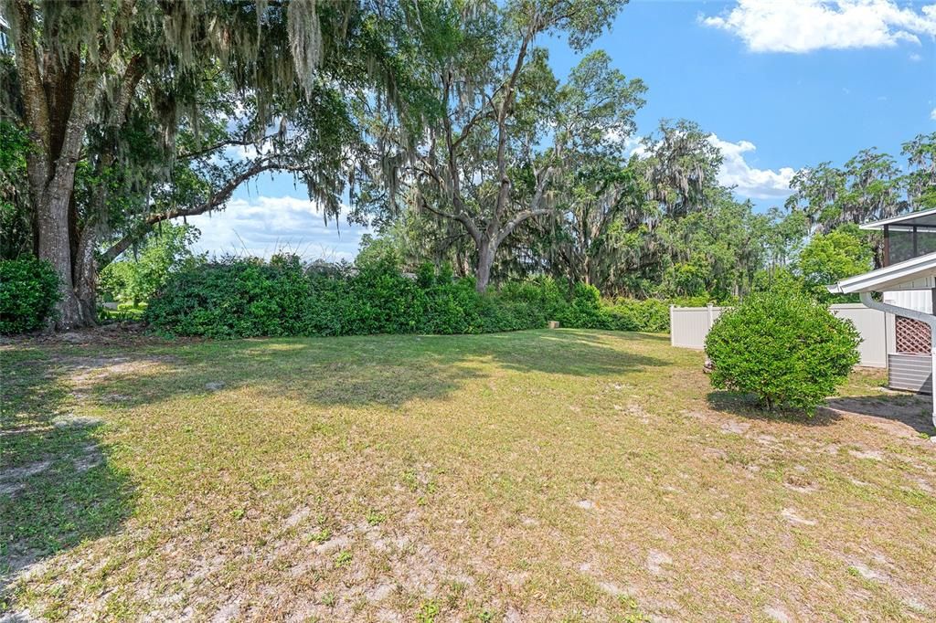 For Sale: $459,000 (4 beds, 2 baths, 2011 Square Feet)