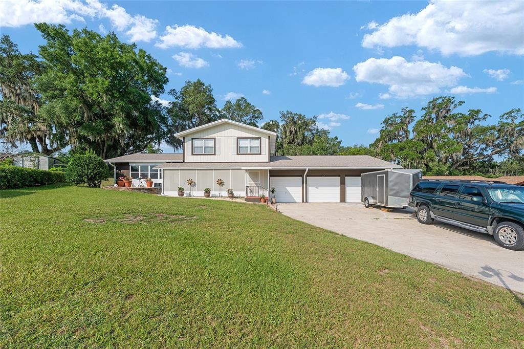 For Sale: $459,000 (4 beds, 2 baths, 2011 Square Feet)