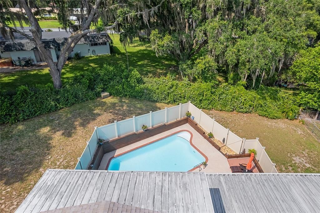 For Sale: $459,000 (4 beds, 2 baths, 2011 Square Feet)