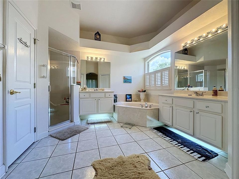 For Sale: $469,000 (3 beds, 2 baths, 2147 Square Feet)