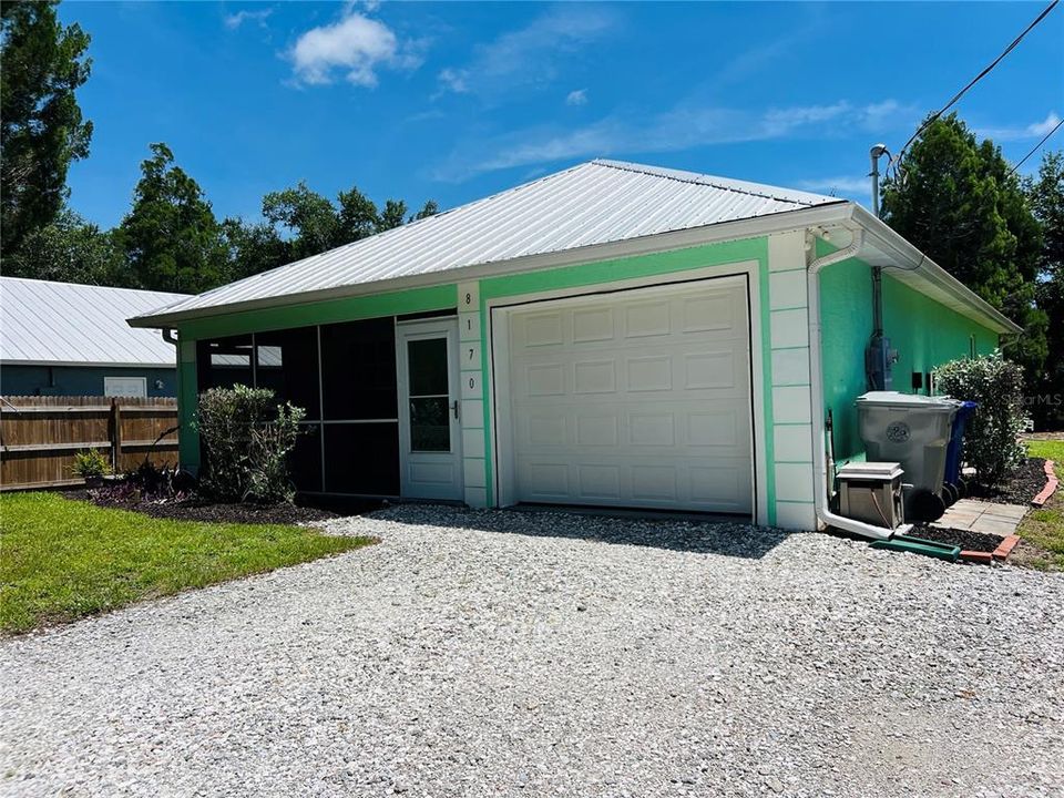 For Sale: $334,000 (3 beds, 2 baths, 1182 Square Feet)