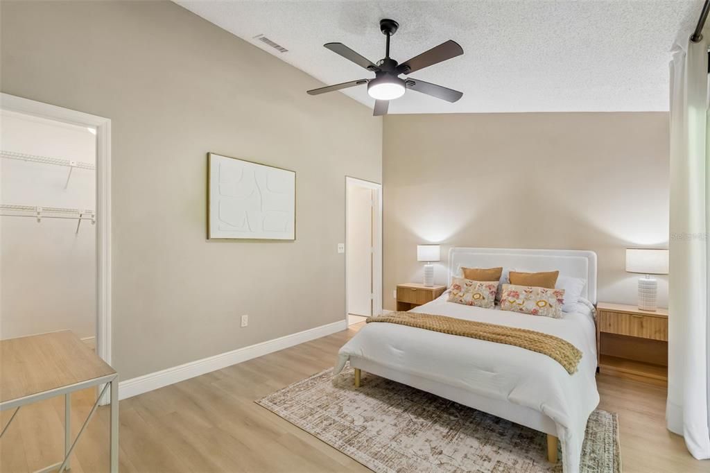 For Sale: $229,900 (2 beds, 2 baths, 1020 Square Feet)