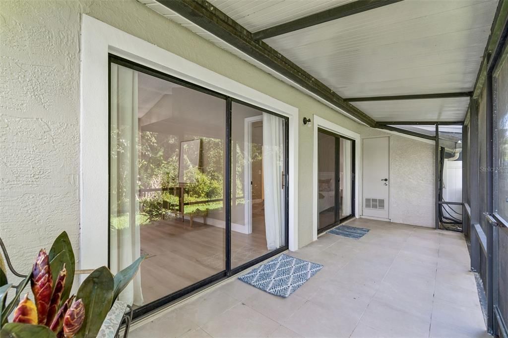 For Sale: $229,900 (2 beds, 2 baths, 1020 Square Feet)