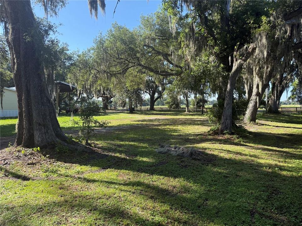 For Sale: $429,900 (2 beds, 2 baths, 1118 Square Feet)